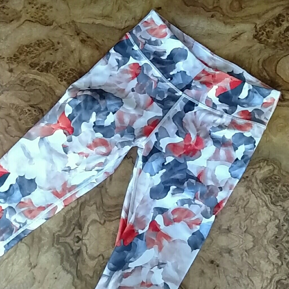 Fabletics Capri - image 3